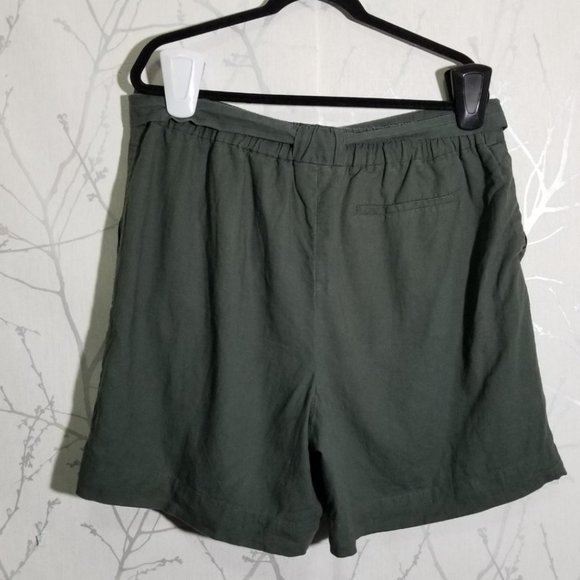 Amanda Green Dark Green Linen Blend High Rise Tie Front Shorts - Picture 3 of 4